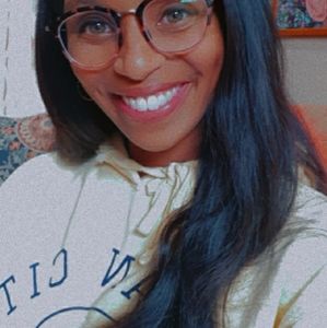 Meet your Posher, Ciera